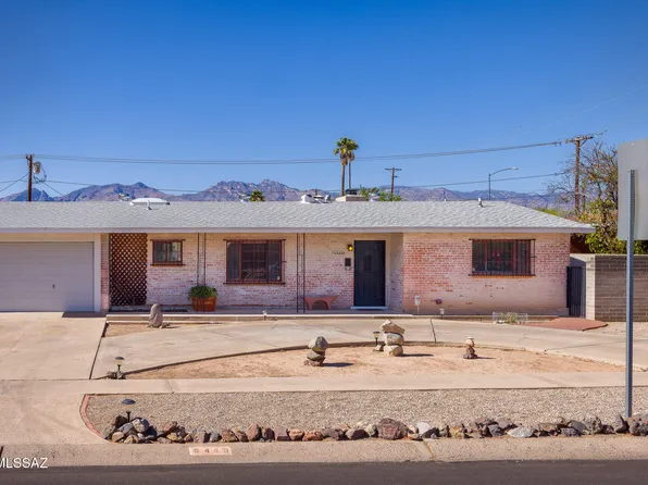 5449 E Rosewood St, Tucson, AZ 85711
