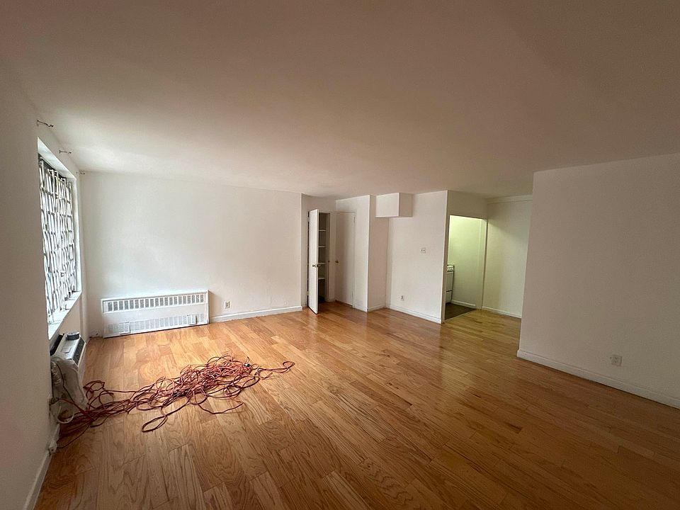 2 Riverside Dr APT 1A, New York, NY 10023 | Zillow