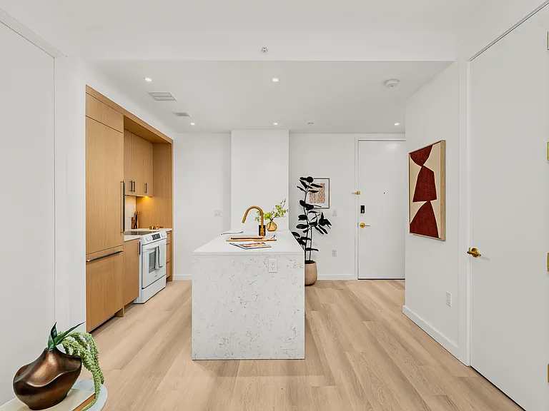 525 Pacific St #210 — Photo 2