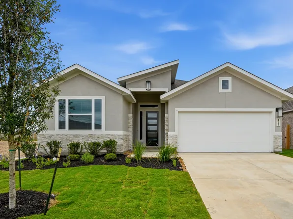 165 Mountain Oak, Castroville, TX 78009
