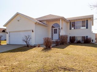 2724 61st St NW, Rochester, MN 55901