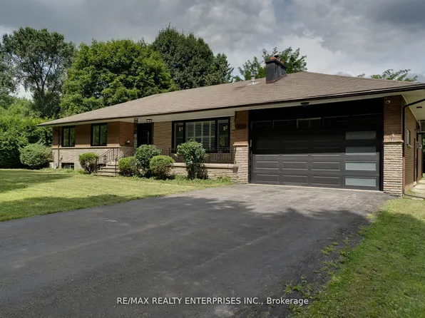 2037 Lynchmere Ave, Mississauga, ON L5B 1W7
