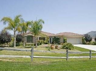 4012 Flowerwood Ln, Fallbrook, CA 92028