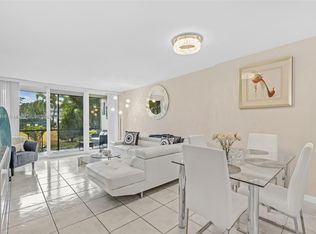 115 Royal Park Dr APT 1E, Oakland Park, FL 33309