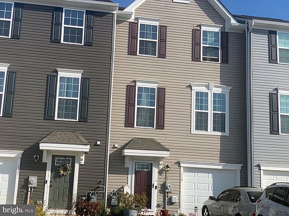 4th image of 117 Plaza Dr