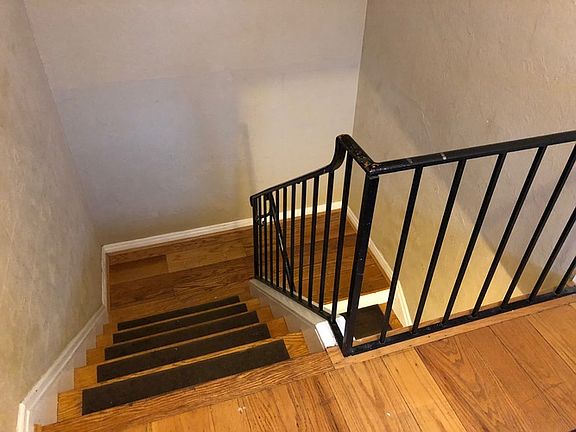 3rd image of 1066 Burns Ave APT 2