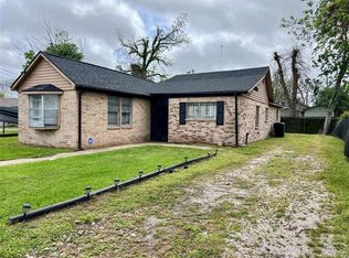 2506 Woodard St, Houston, TX 77026