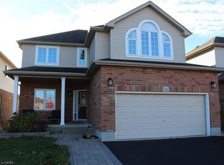 561 Thomas Slee Dr, Kitchener, ON N2P 2Y7