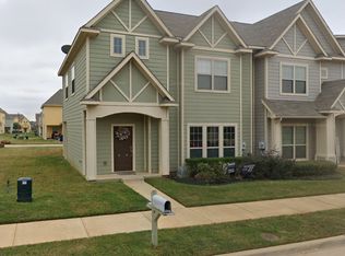 5420 Del Rey Dr, Denton, TX 76208