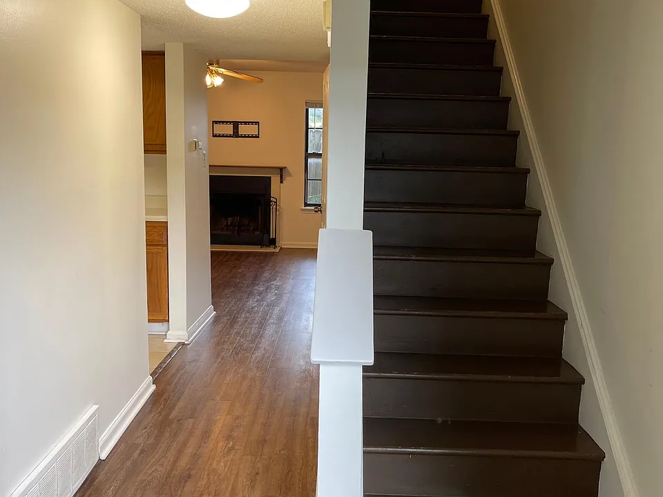 119 Barksdale Ct #119
