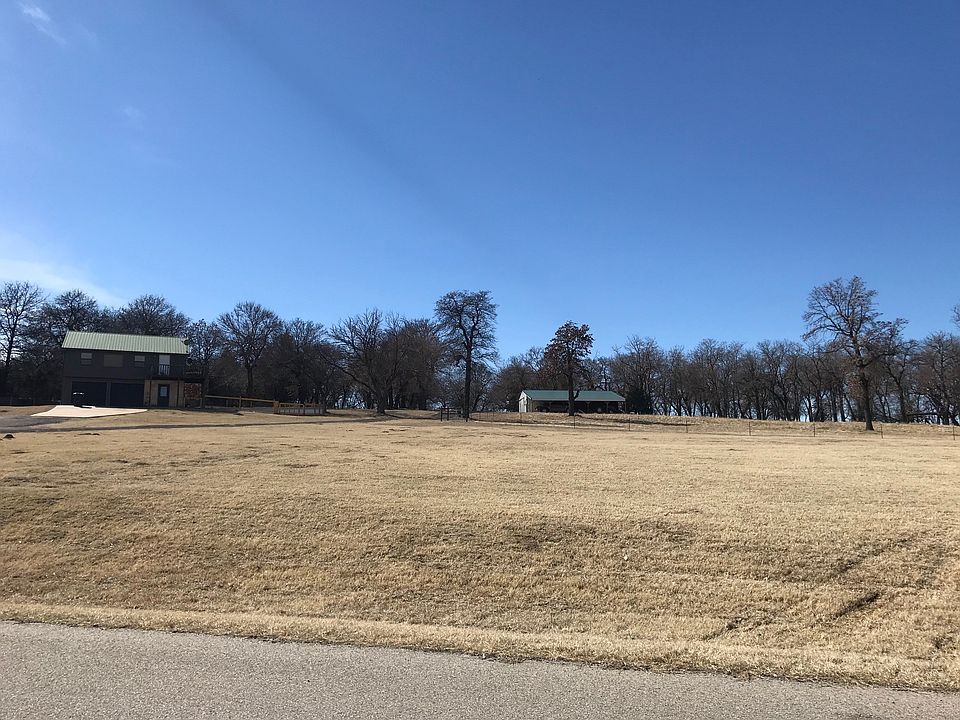 2nd image of 290 S Longwood Rd