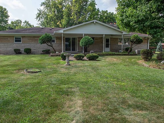 3rd image of 1908 Remington Dr