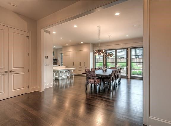 4th image of 3910 Homestead Dr