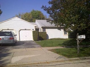 544 Lyon Dr, Buffalo Grove, IL