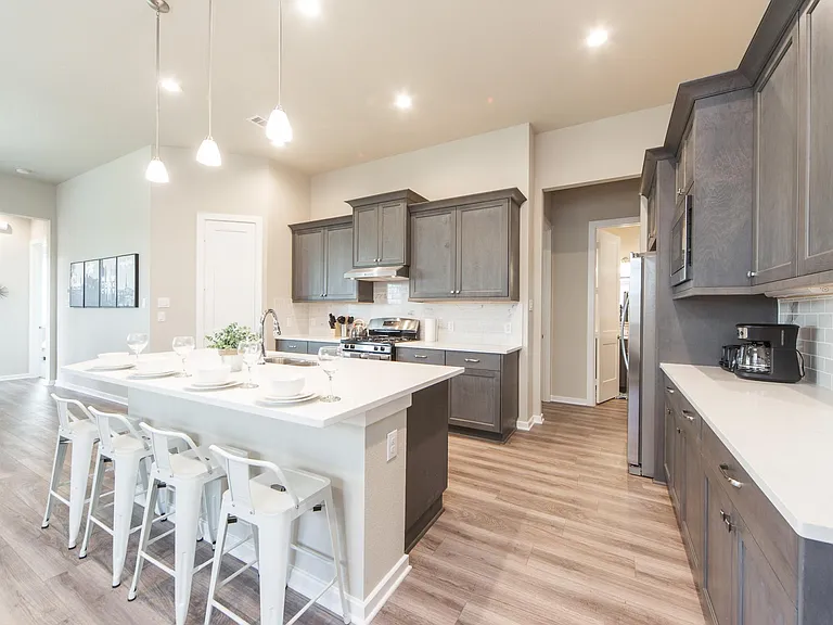 2151 Long Spring Dr — Photo 3