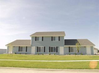 876 Edgewater Dr, Polk City, IA 50226