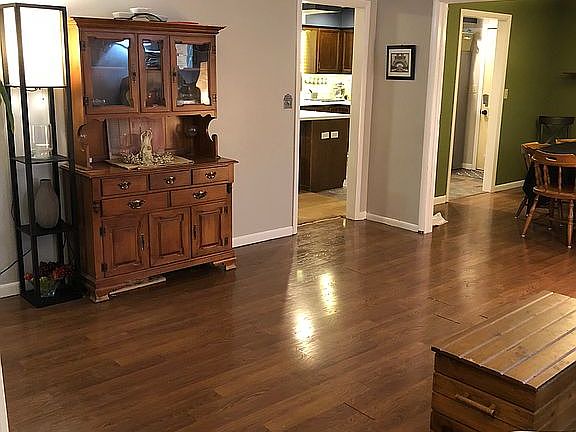 5th image of 2933 Gleneagle Dr