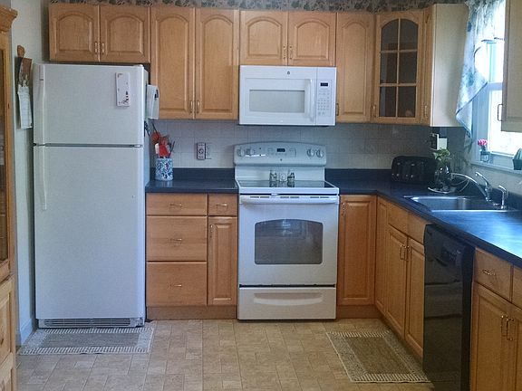 4th image of 114 Leoleis Dr
