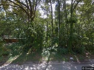 416 W Walts Ave, Deland, FL 32720