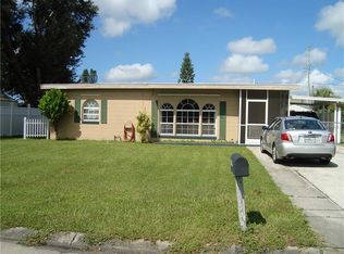 820 Palmetto Dr NE, Pt Charlotte, FL 33952