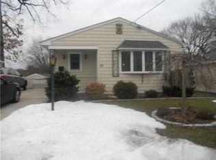 65 Revere St, Pawtucket, RI 02861