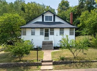 402 Fort St, Waynesville, MO 65583
