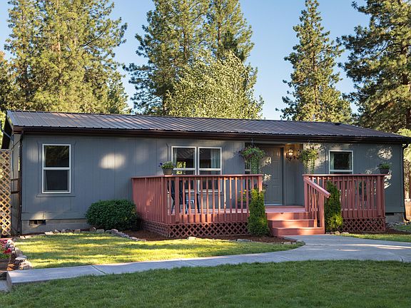 2nd image of 19563 River Woods Dr