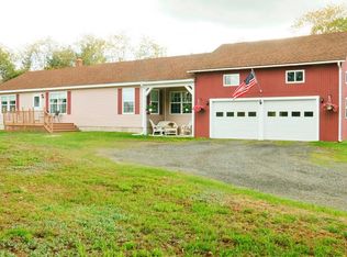 35 Orchard Ln, Union, ME 04862