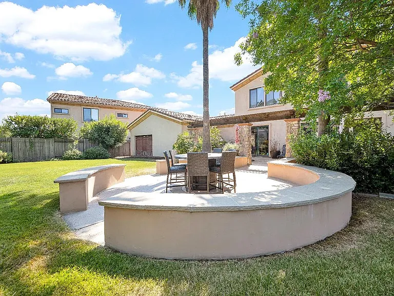 109 Palomares Ct — Photo 60