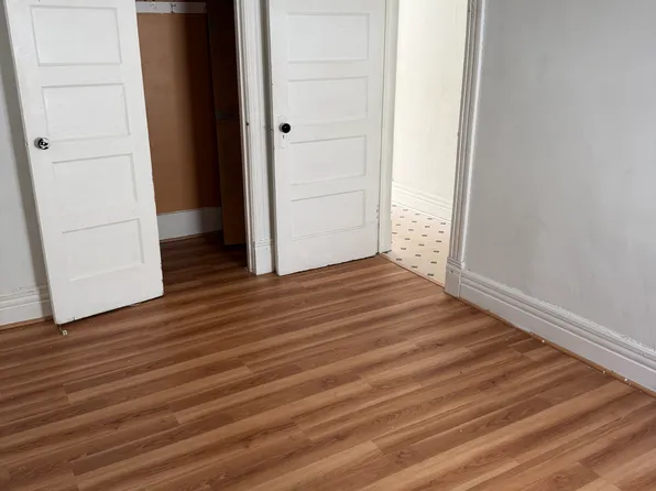 (undisclosed Address), Amsterdam, NY 12010