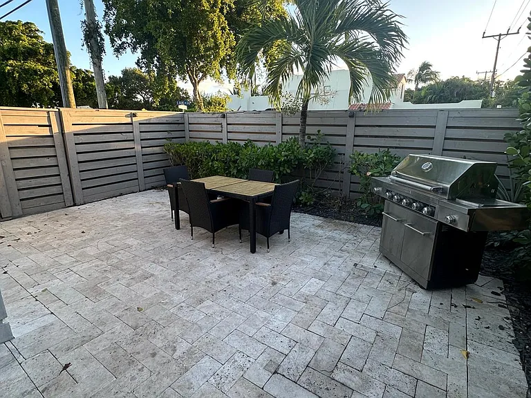 300 Central Dr #302 — Photo 13