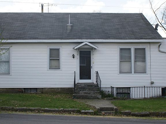 3rd image of 719 Link Ave