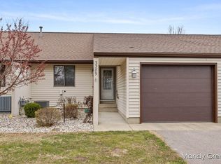 3389 Brookview Ct, Hudsonville, MI 49426