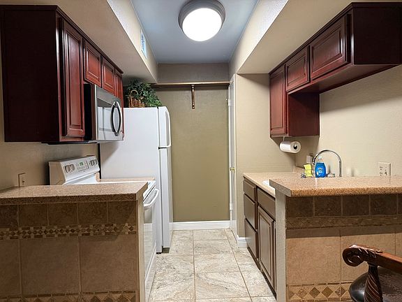 5th image of 6701 Eastridge Rd APT 1118