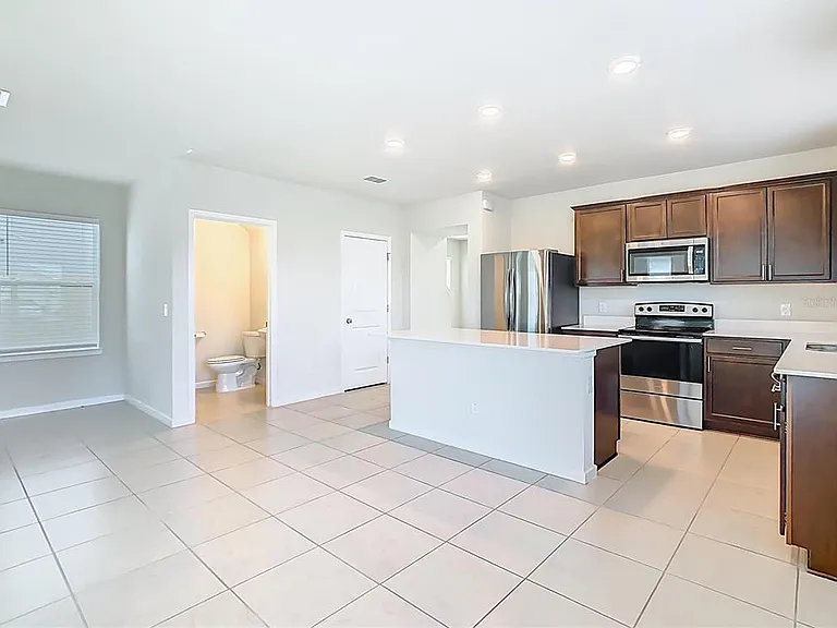 1823 Summer Serenity Dr — Photo 18