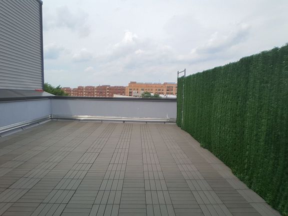 5th image of 911 Broadway #4B