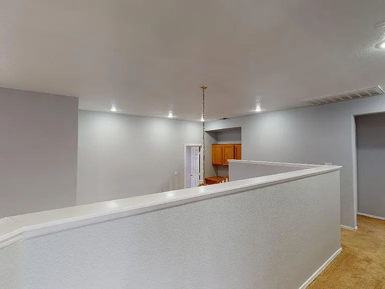 377 Ravensmere Ave — Photo 37