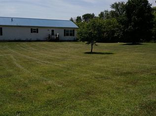 1872 E Beardslee Rd, Sheridan, MI 48884