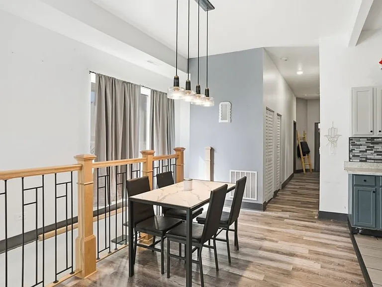 3248 W Maypole Ave #1A — Photo 9
