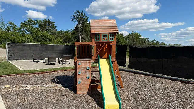 729 Arbor Trace Cir — Photo 34