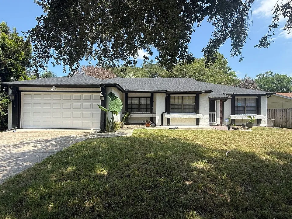 113 S Deerwood Ave