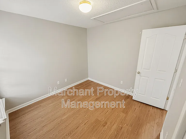 776 Waterbrook Ln — Photo 34