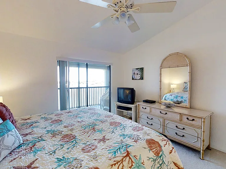448 Bouchelle Dr #305 — Photo 20