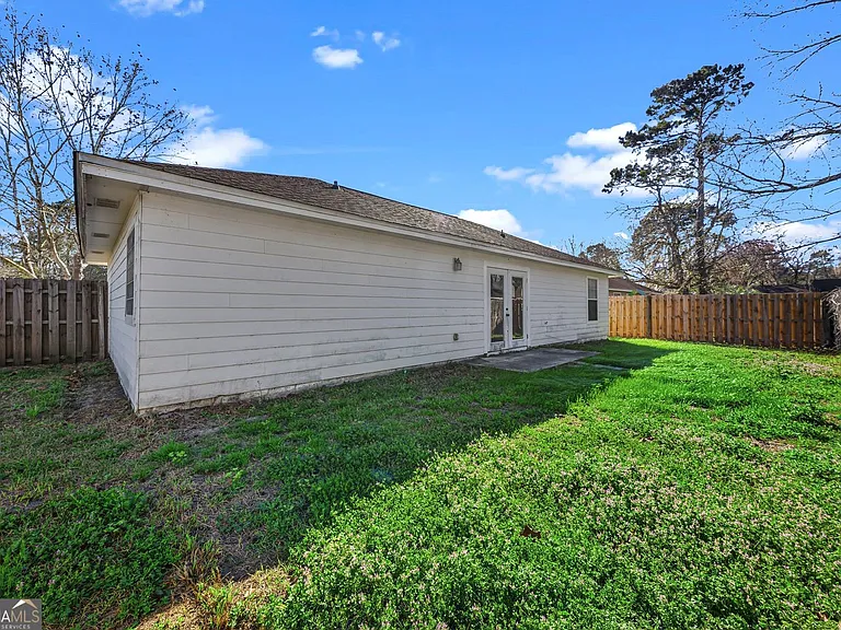 401 Maggie Way — Photo 20