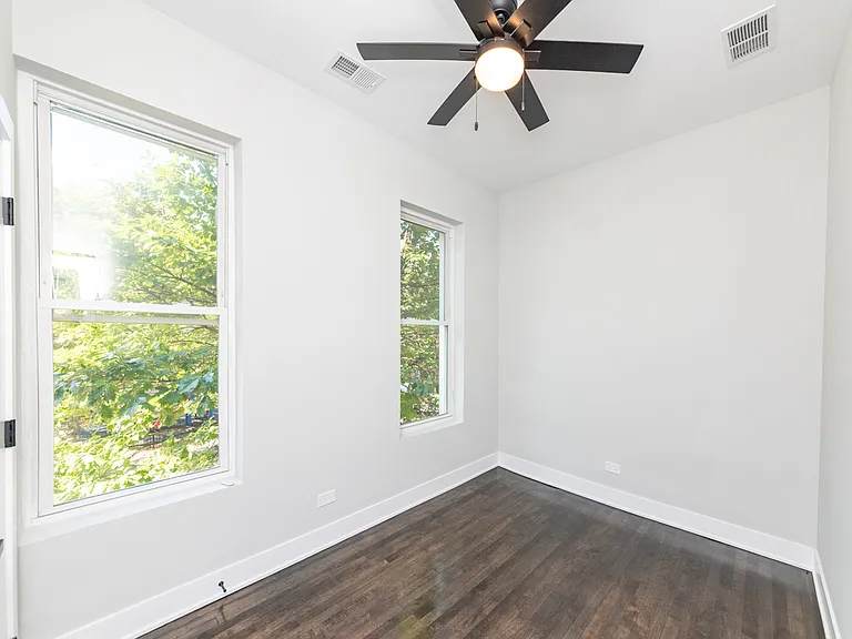 2658 W Cortez St #3 — Photo 9