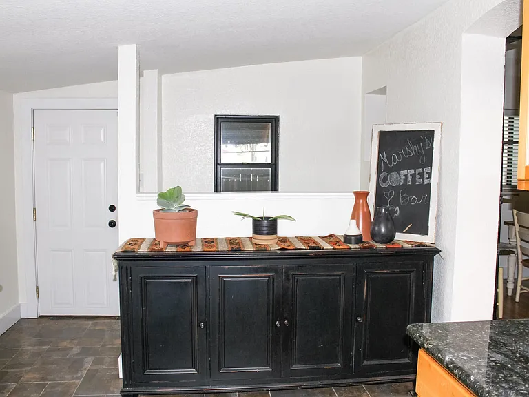 Kitchen/back door