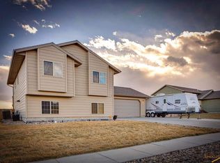 6011 Derringer Rd, Rapid City, SD 57703