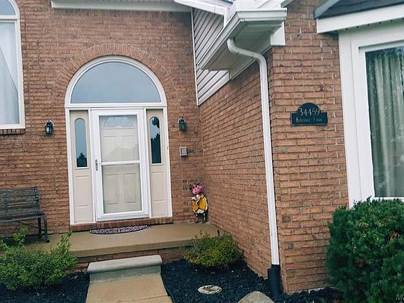 3rd image of 34459 Kingsway Ct