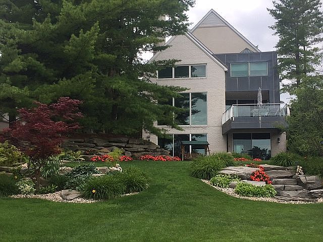 1st image of 1701 Dell Rose Dr
