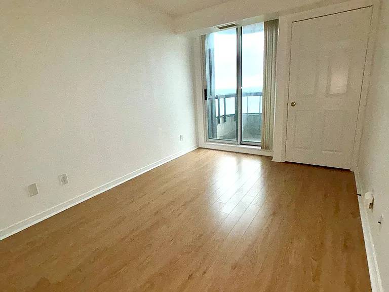 8 Hillcrest Ave #1208 — Photo 4